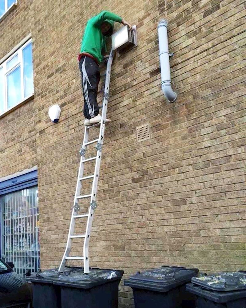 HSE Safe Use of Ladders